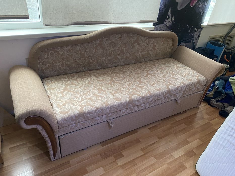 Отдам диван бесплатно