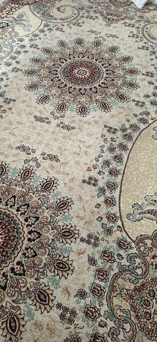 Гилам сотилади SAG.