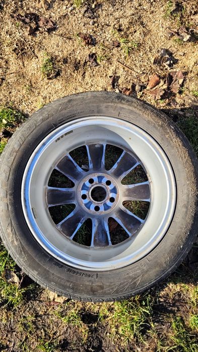 Jante toyota avensis R 16