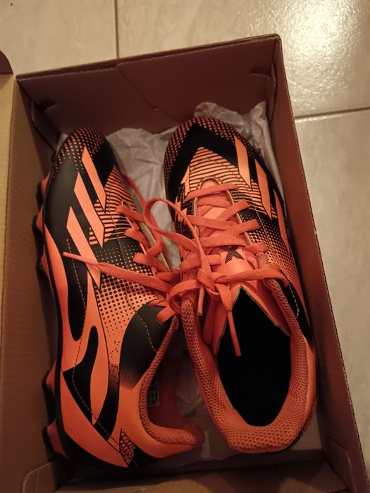 Бутонки Адидас номер 38