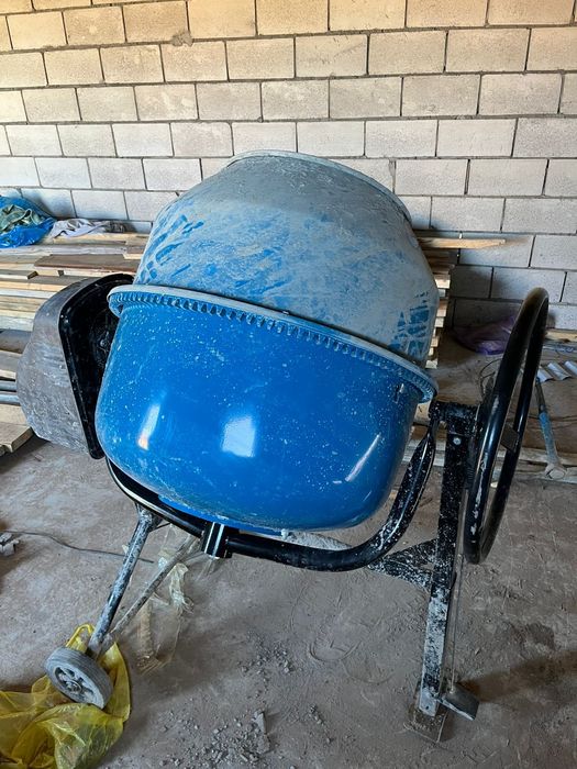 Продам бетономешалку самовывоз