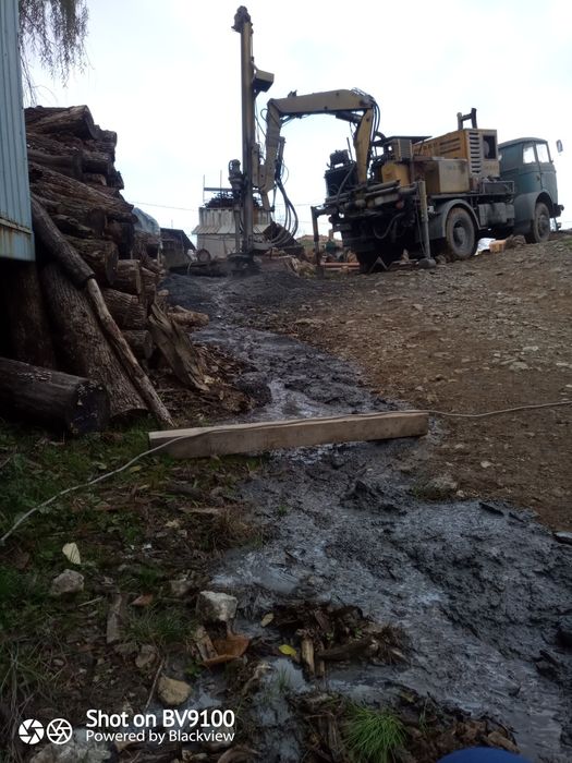 Сондажи за вода.