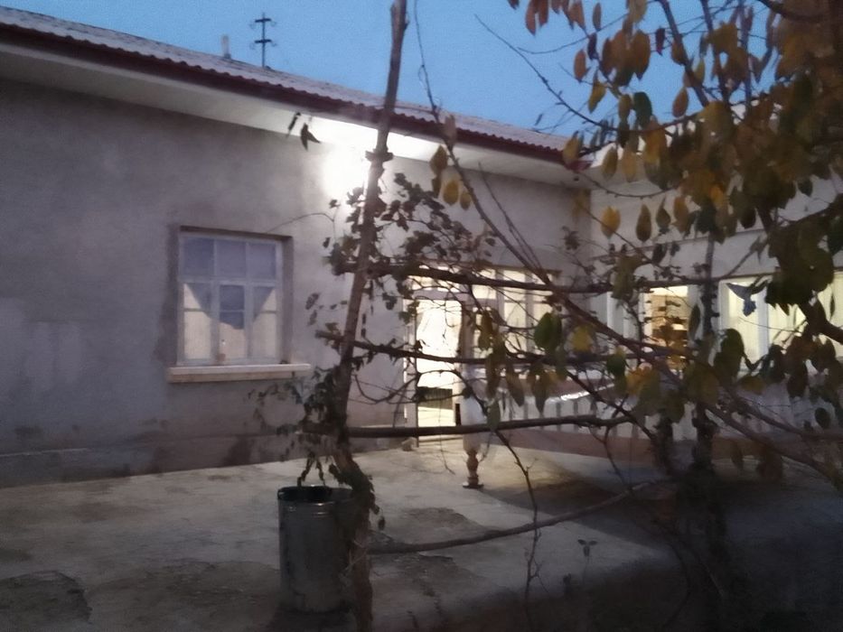 Ховли Срочно сотилади