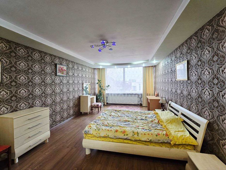 **Продам дом в Отрадном первая линия