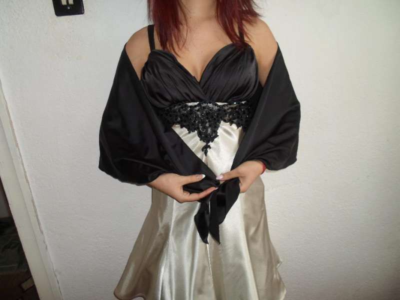 Елегантна рокля с презрамки