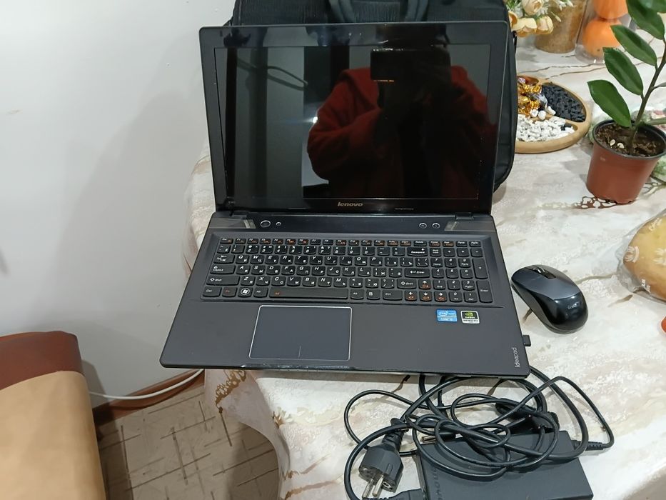 Продам ноутбук в рабочем состоянии