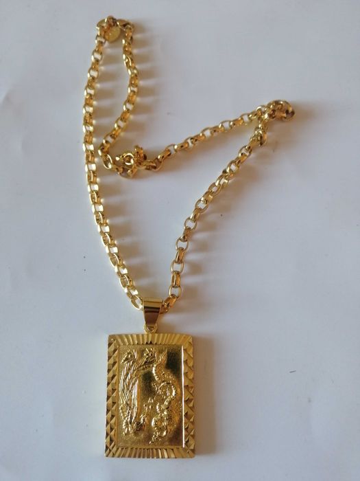 Синджир с медальон