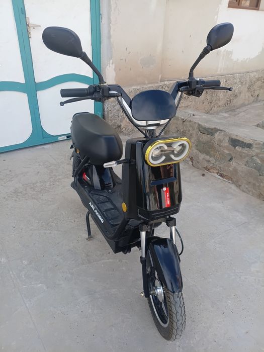 Skuter Arlando elektricheski