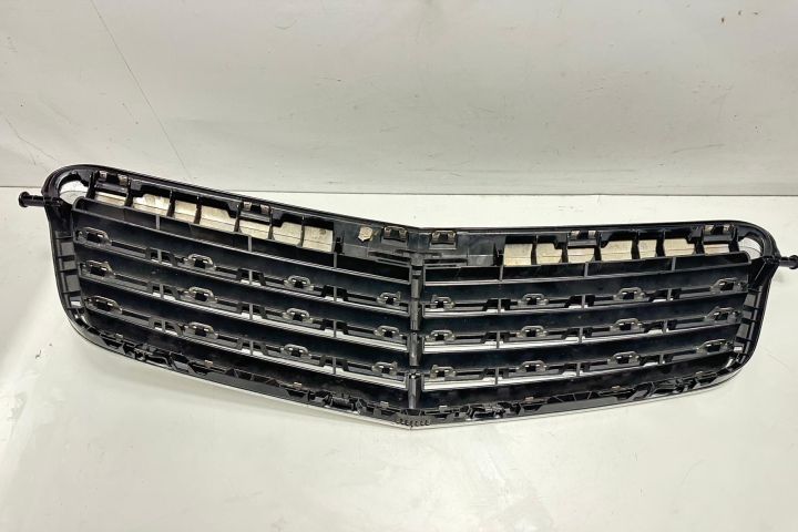 Grila radiator A2128801083 Mercedes-Benz E-Class W212