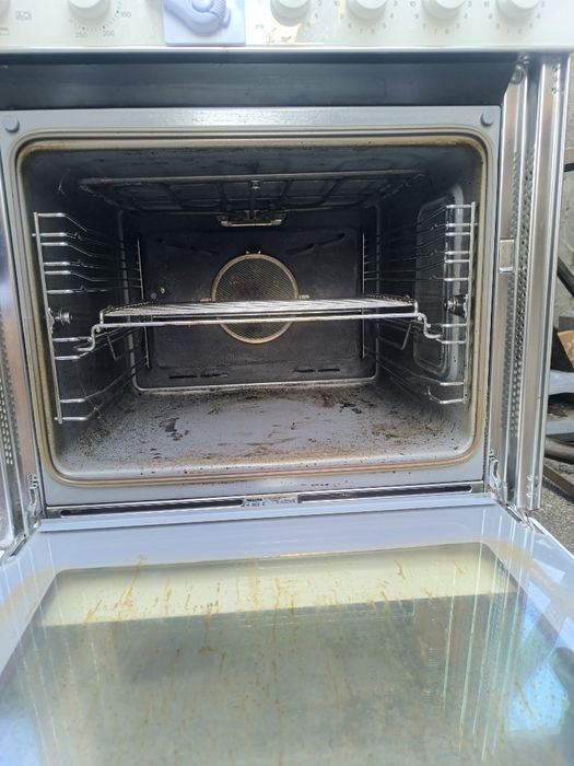 Фурна с плот за вграждане Miele