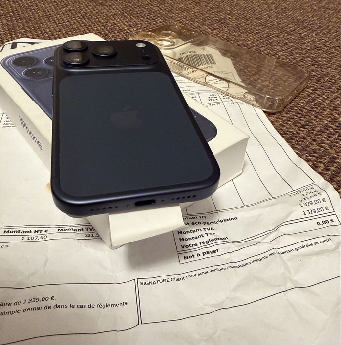 Iphone 17 Pro 256GB Blue 24м. ГАРАНЦИЯ ПОДАРЪК