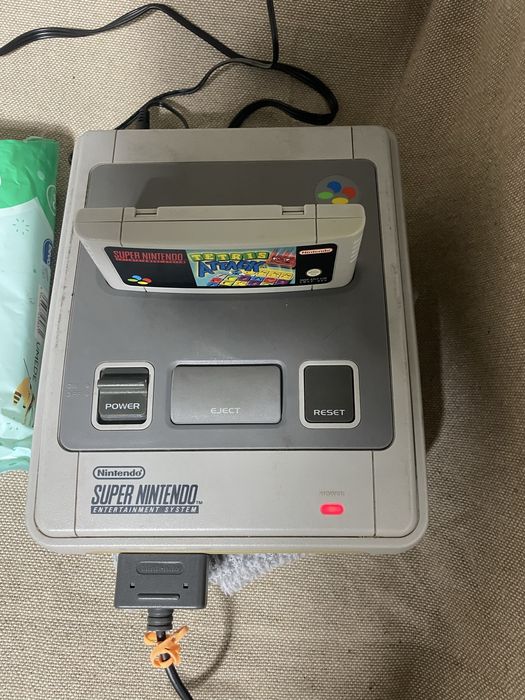 Nintendo snes ( super nintendo enterteiment sistem )