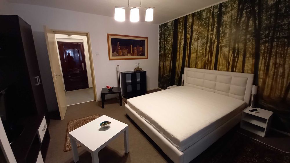 Închiriere garsonieră