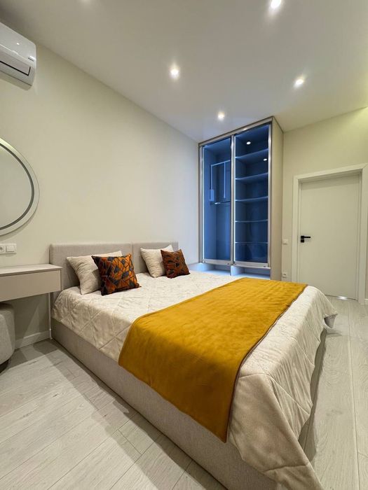 Квартира на Бобура НОВОСТРОЙКА 3/6/9 Люкс ремонт-73m2 Мебель и Техника