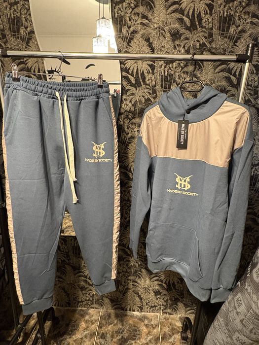 Compleu barbati made by society