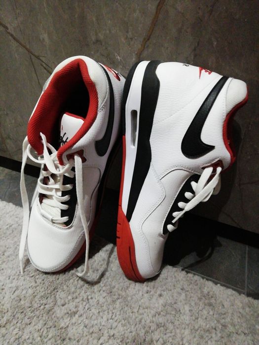 Маратонки Nike Flight