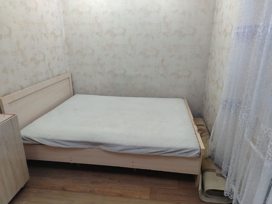 Кравать 200/140мм шкаф купе