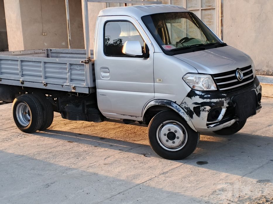 Dongfeng yuk moshina