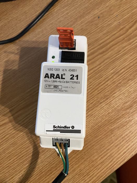 Sursa curent ARAL 21 12V, 1.8AH