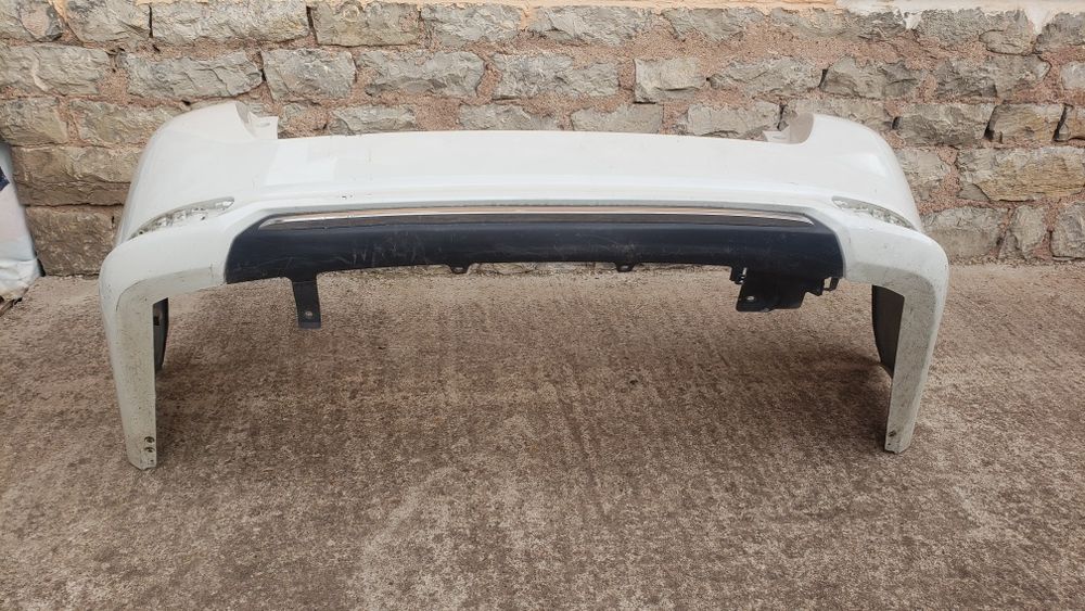 bronq/broni Toyota Yaris 2015-18g.