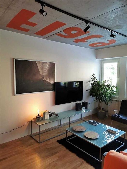 Дава се под наем Двустаен апартамент в Бургас, Възраждане - 56 кв.м за 229.5 € - Снимка #1