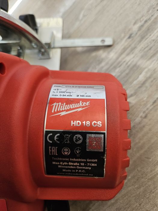 Milwaukee Ръчен циркуляр HD18CS 18V.