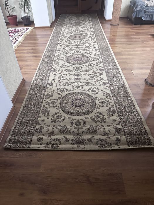 Продаются ковры  и дорожки