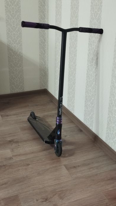 Продам трюковой самокат