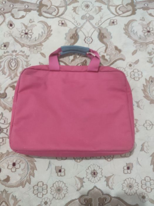 Продам сумку для ноутбука