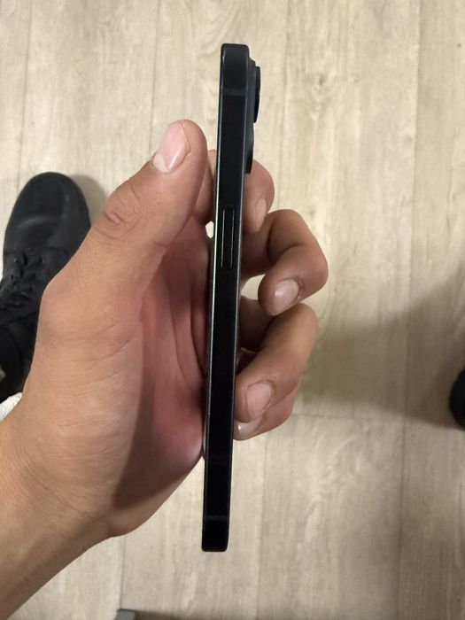 Iphone 15  срочно продам