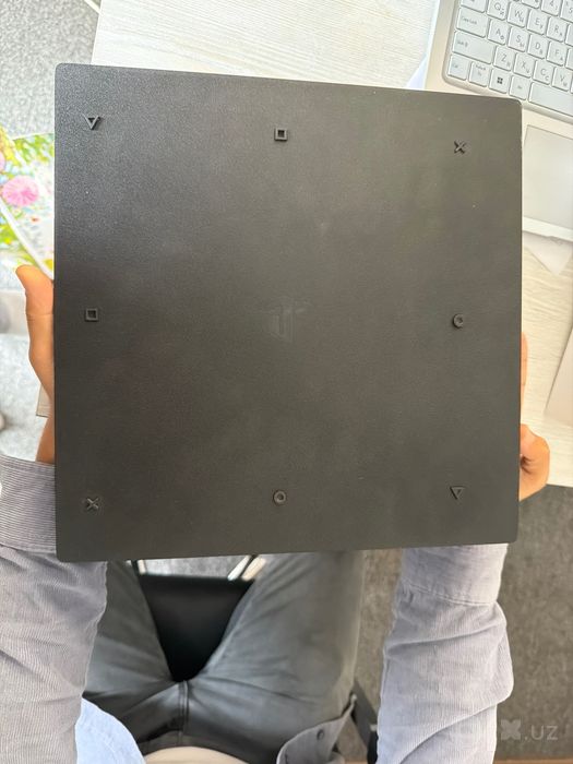 Playstation 4Pro 1Tb