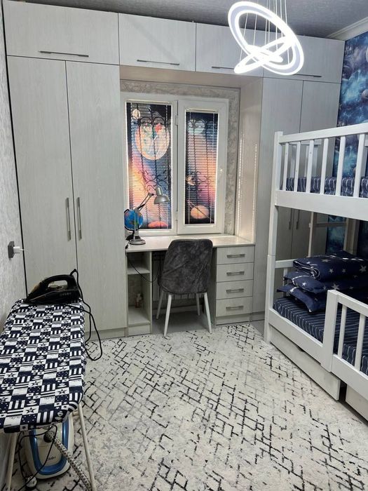 Продается 3 комнатная квартира в Янгиюле