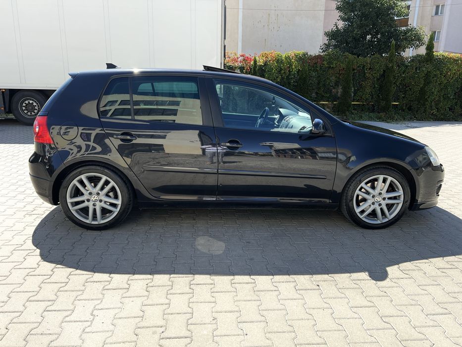 VOLKSWAGEN Golf 2008
