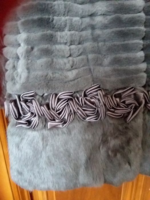 Шуба из бобра 46 размер.