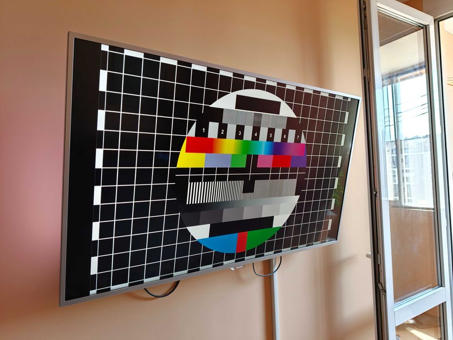 Смарт телевизор Philips 49PUS6501 LED Smart Adnroid TV