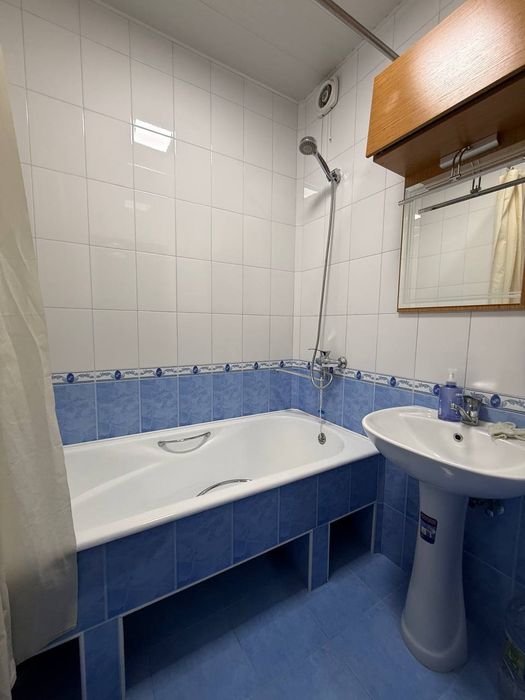 Продается 2х ком квартира, ориентир: Северный вокзал, 52м²