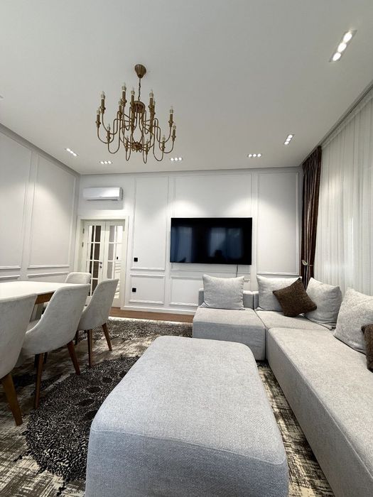 2-квартиры на одной площадке в  ЖК «Нур»  160м2+50кв.м напротив Алайск