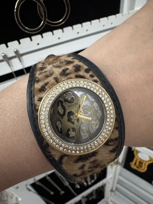 Прода часы Guess
