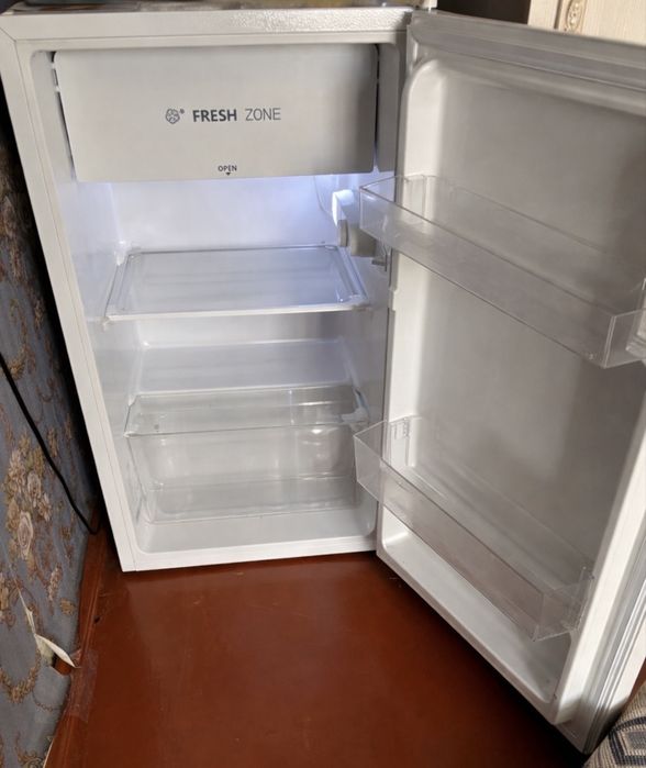 Продам срочно холодильник