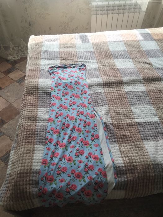 Продам вещи платья и юбочки