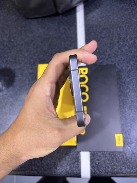 poco f7 pro 12.512g holati yahwi iwlawi zor oqip tel qlila