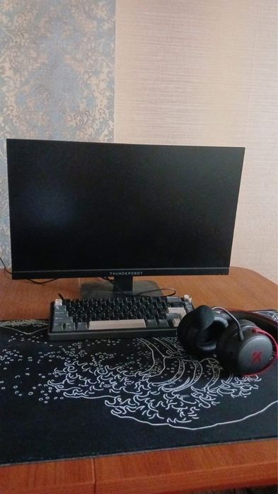 срочно продам игровой комплект