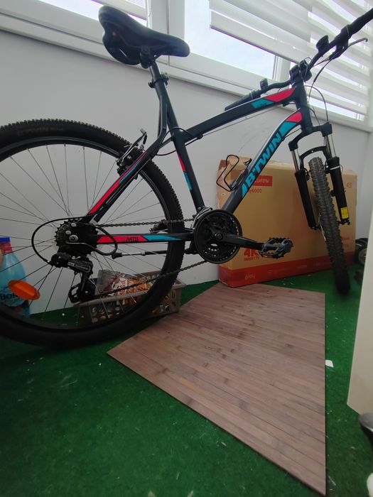 Vând bicicleta MTB RockRider 340