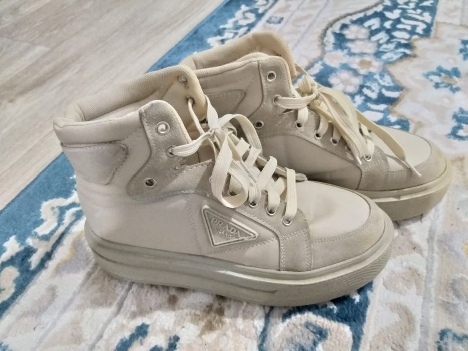 Продам осенние ботинки