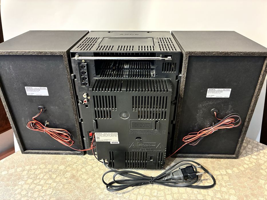 SONY stereo tuner, double casette, CD player remote system