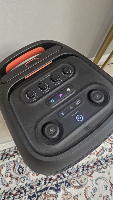 JBL PartyBox Stage 320 — мощный звук JBL