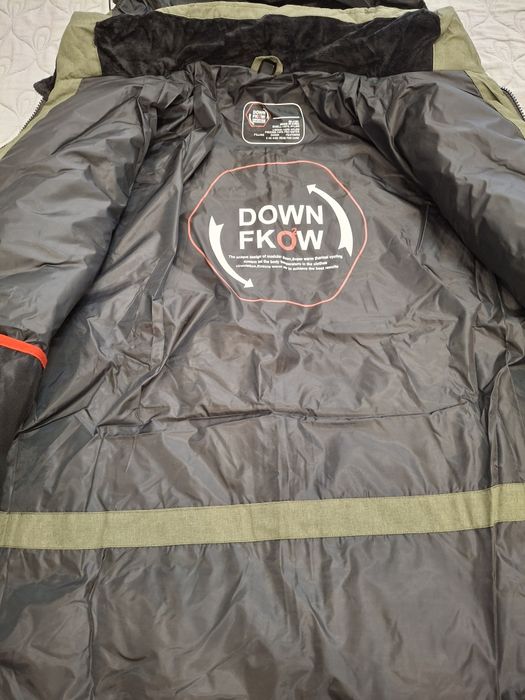 Пуховик мужской продам