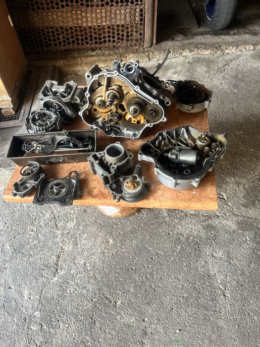 Motor YAMAHA YZF 125 2008