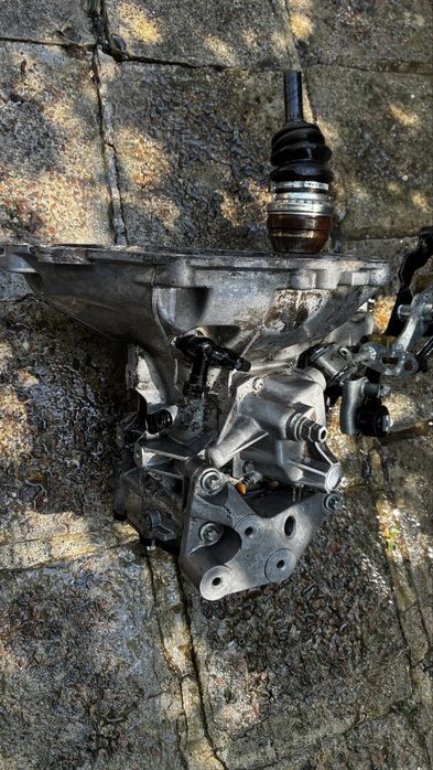 Скоростна кутия Opel Astra H 1.4i 1.6i