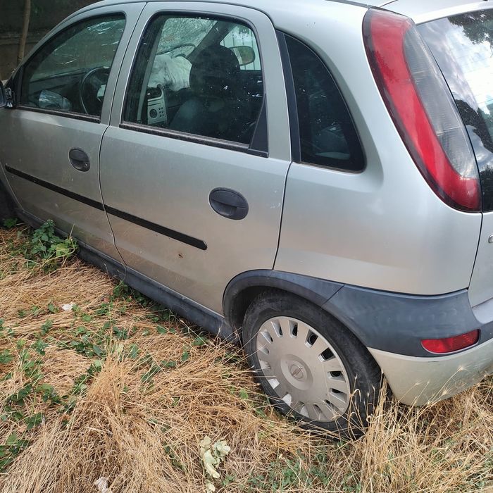 Vand piese opel Corsa
